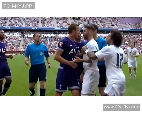 西村足球明星的崛起与成就探秘以及对足球界的影响分析